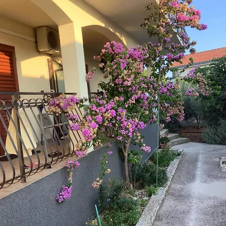Apartment With A Parking Space Kanica, Rogoznica - 11818