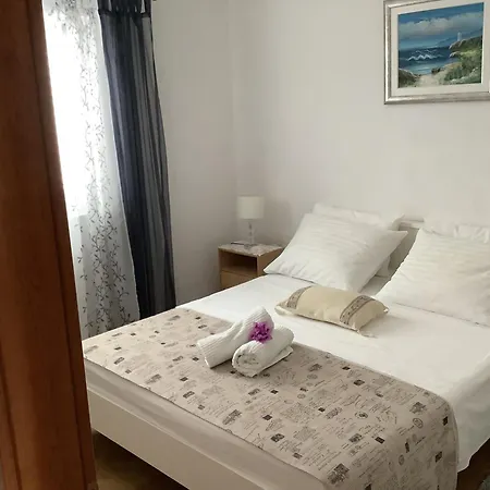 Apartment With Parking Space Kanica, - 11818 *
