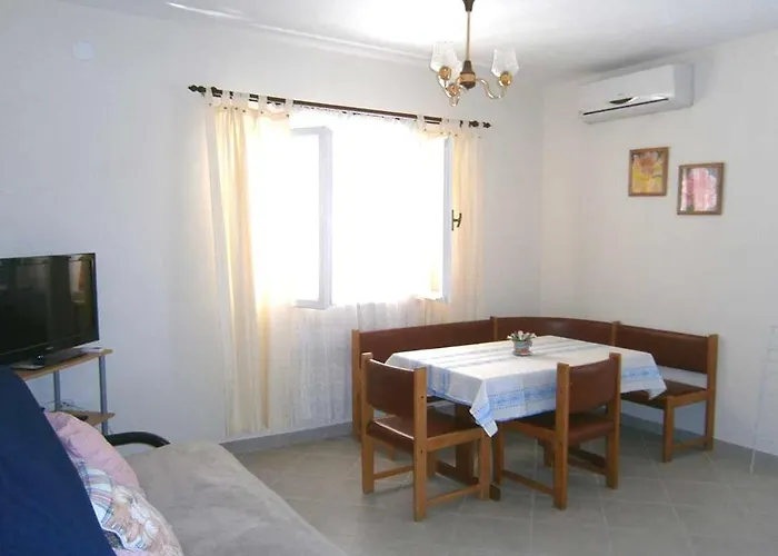 Daire With Parking Space Kanica, - 11818