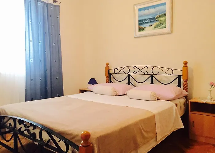 With Parking Space Kanica, - 11818 * Rogoznica (Sibenik-Knin)