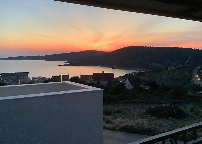 With Parking Space Kanica, - 11818 *